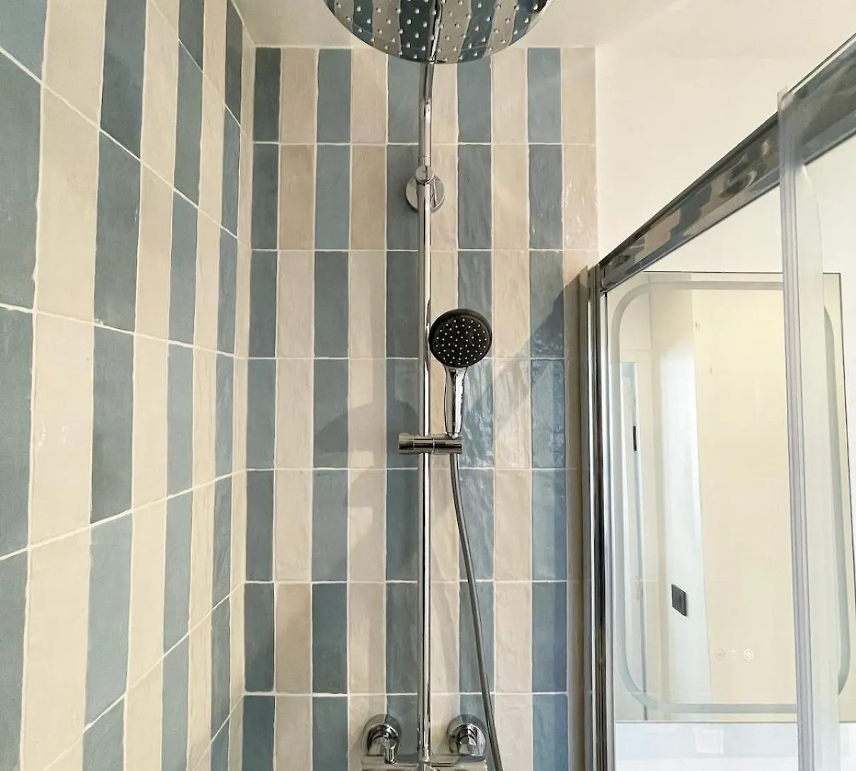 Renovated Studio Centre Paris-24M 파리